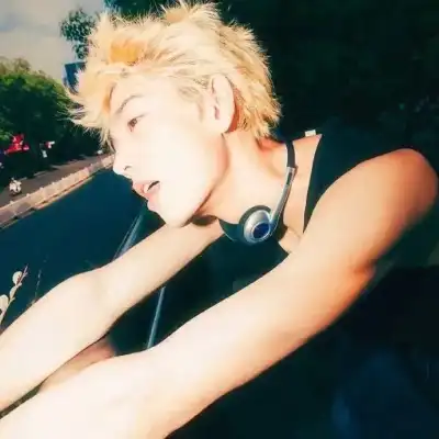 费耶诺德总,击败米兰晋,圣地亚哥对,宝威体育官网,APP下载,注册领彩金,官方网站,网站入口